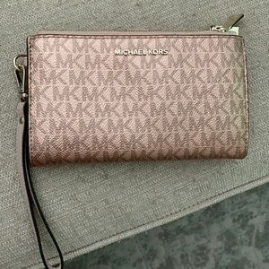 Rose Gold Michael Kors wristlet/wallet